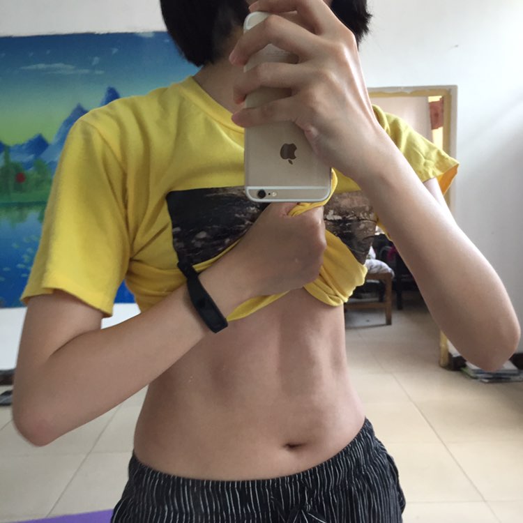 ohhhhh 酸爽(腹肌是我挤出来的嘻