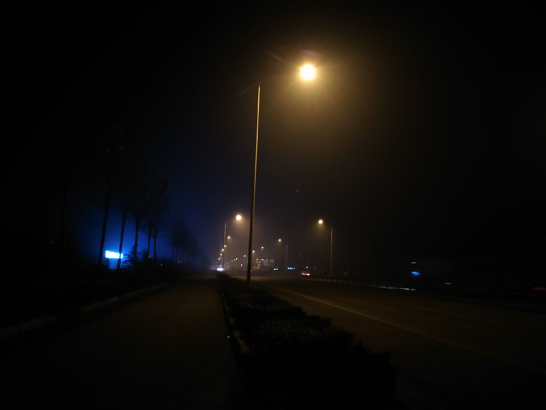 今天是冬至了哟,大家吃水饺了吗[哈哈]晚上下班比较早