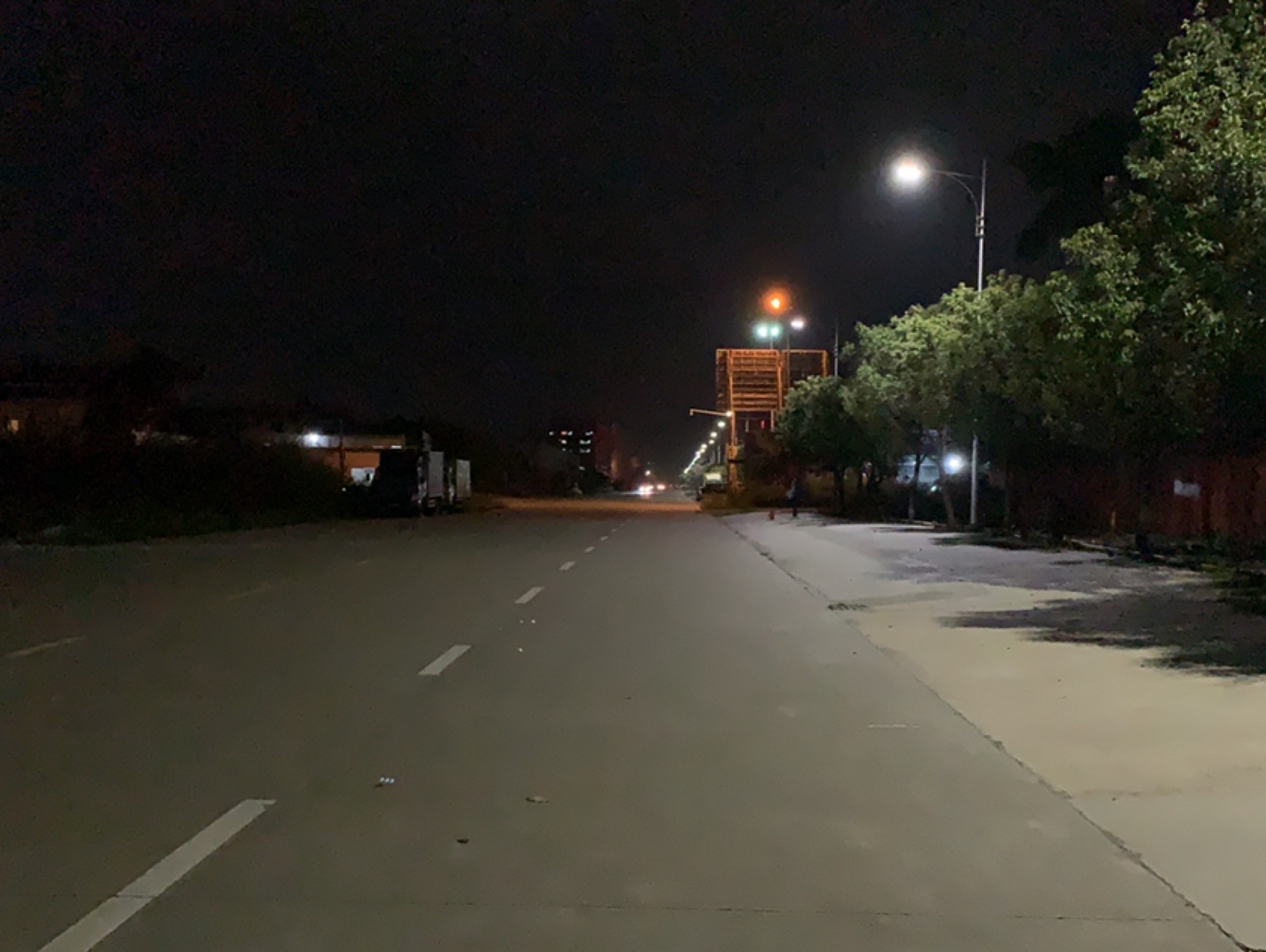 完成一次夜间跑步