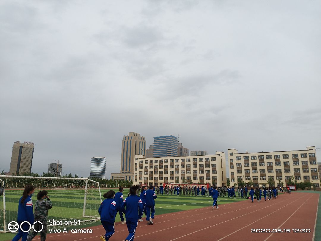 36公里, 16分7秒  完成 喀什市特区高级中学  开启跑步实况 精彩动态