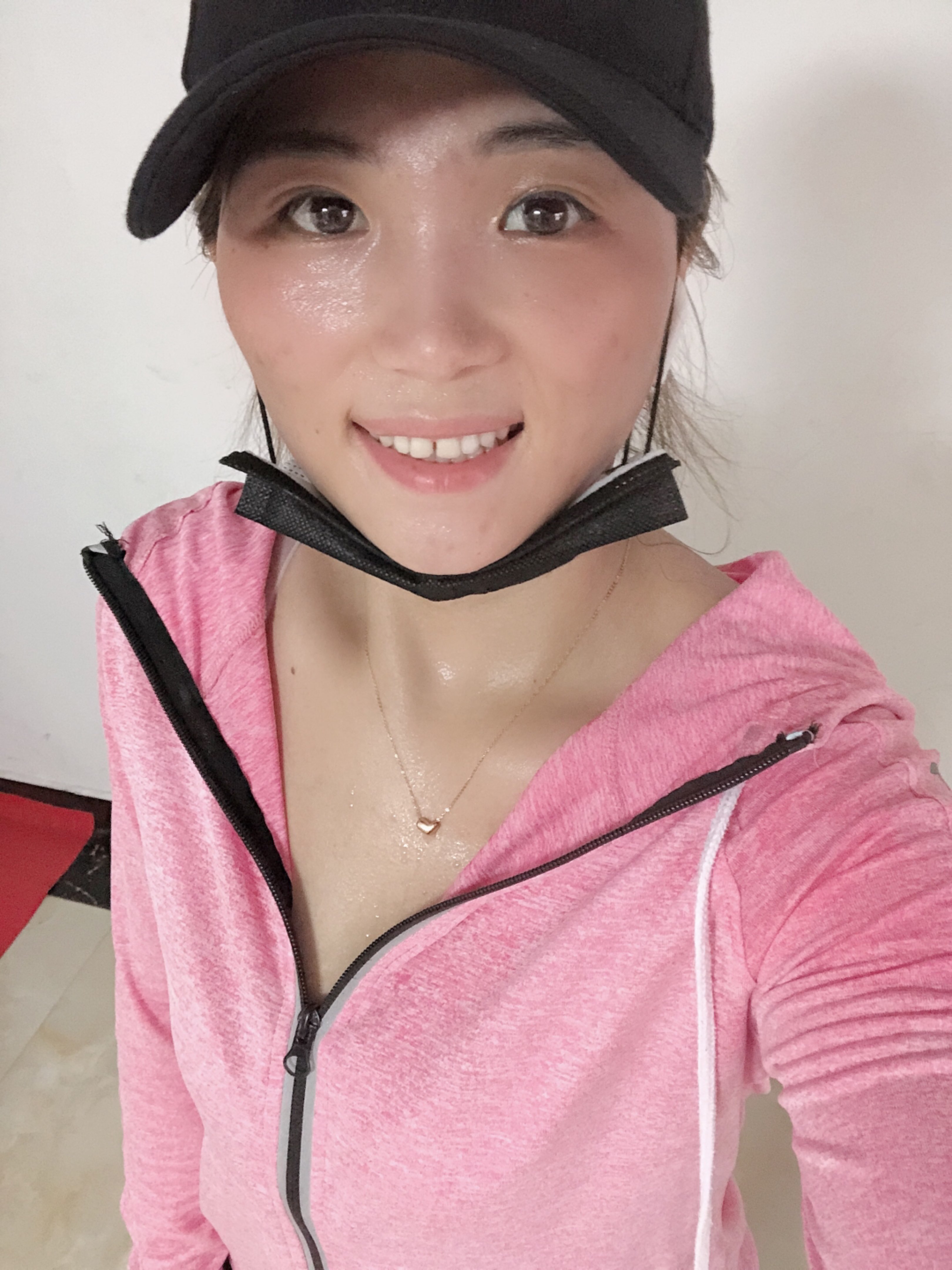 喜欢运动时大汗淋漓的感觉.