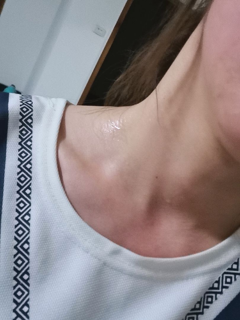 第19次 今儿天气真热,同样的运动量出汗量是平时的几倍,马尾都湿透了