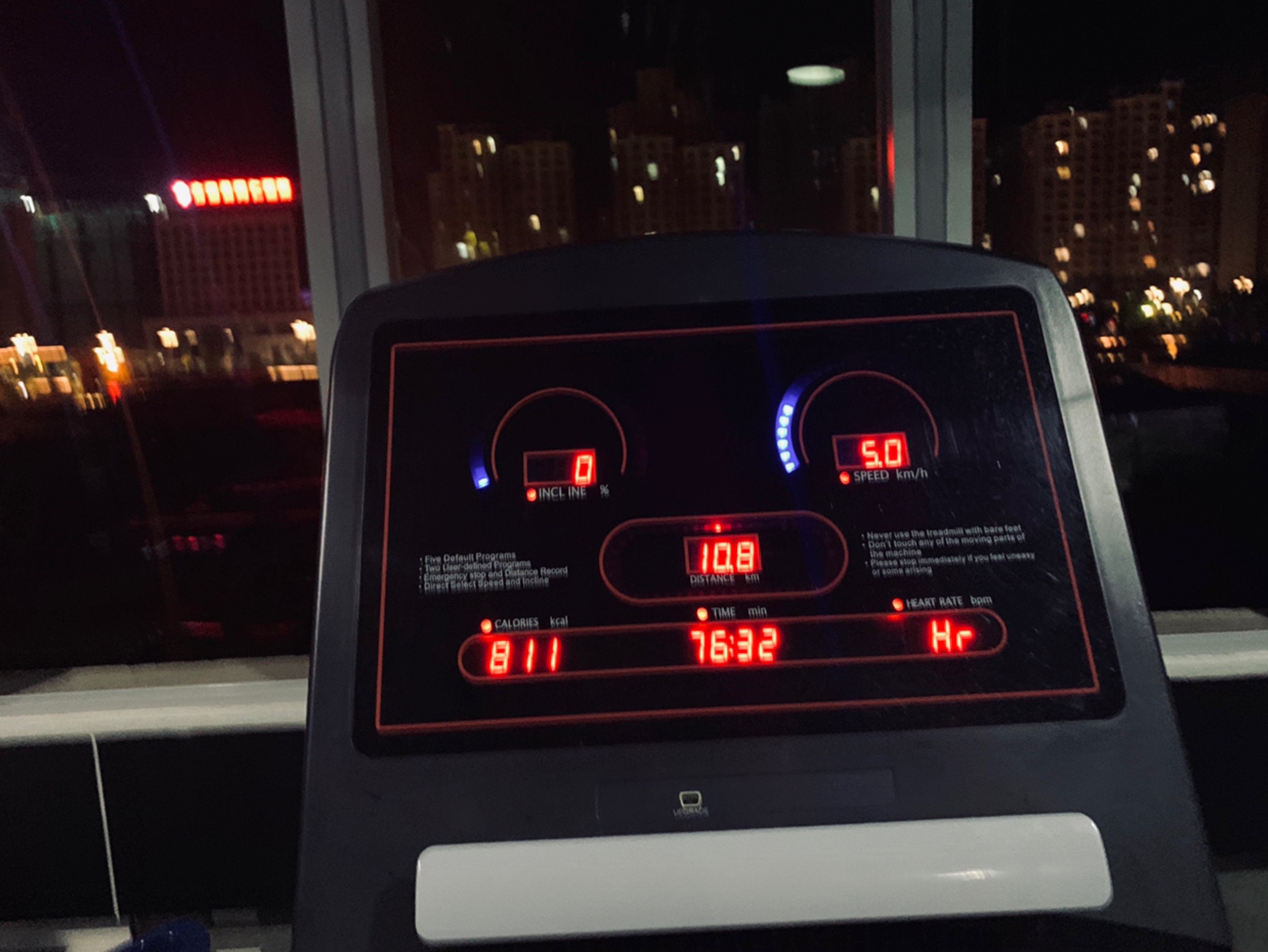 跑步机打卡 10km 配速9km/h