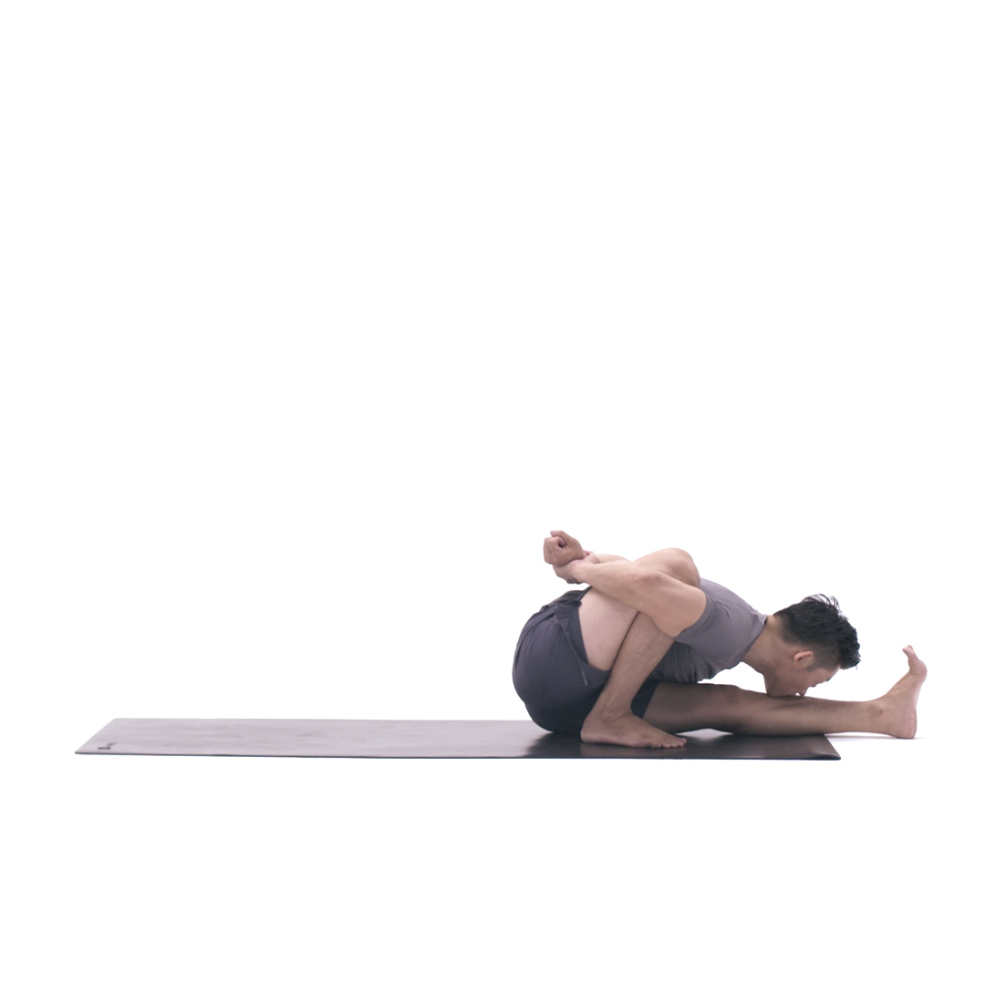 marichyasana a 圣哲马里奇 a