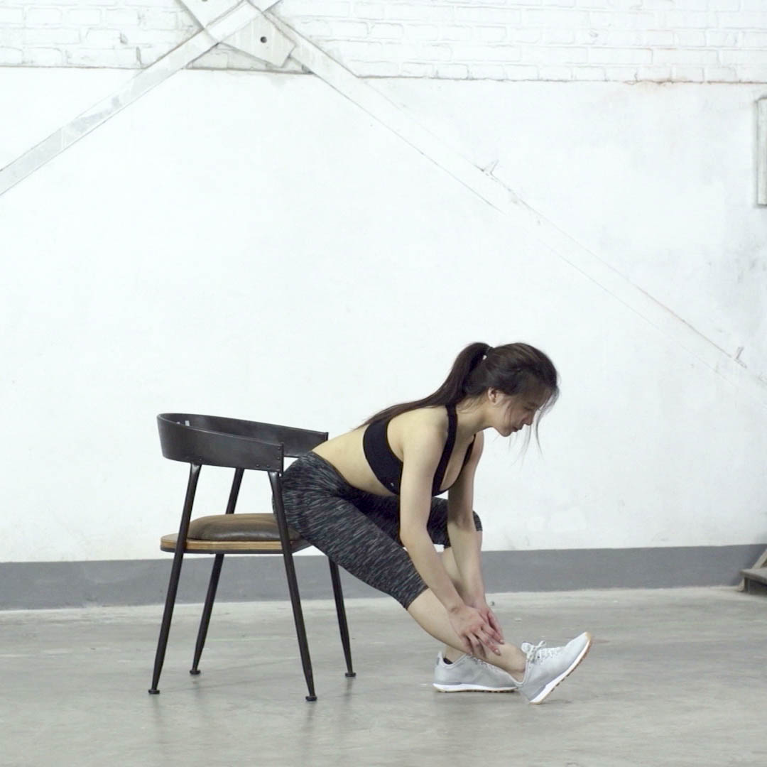 怎么拉伸腿部让腿更长 ec3d6ea6030c1307d0f86379d0a5e5c027ad9404.jpg