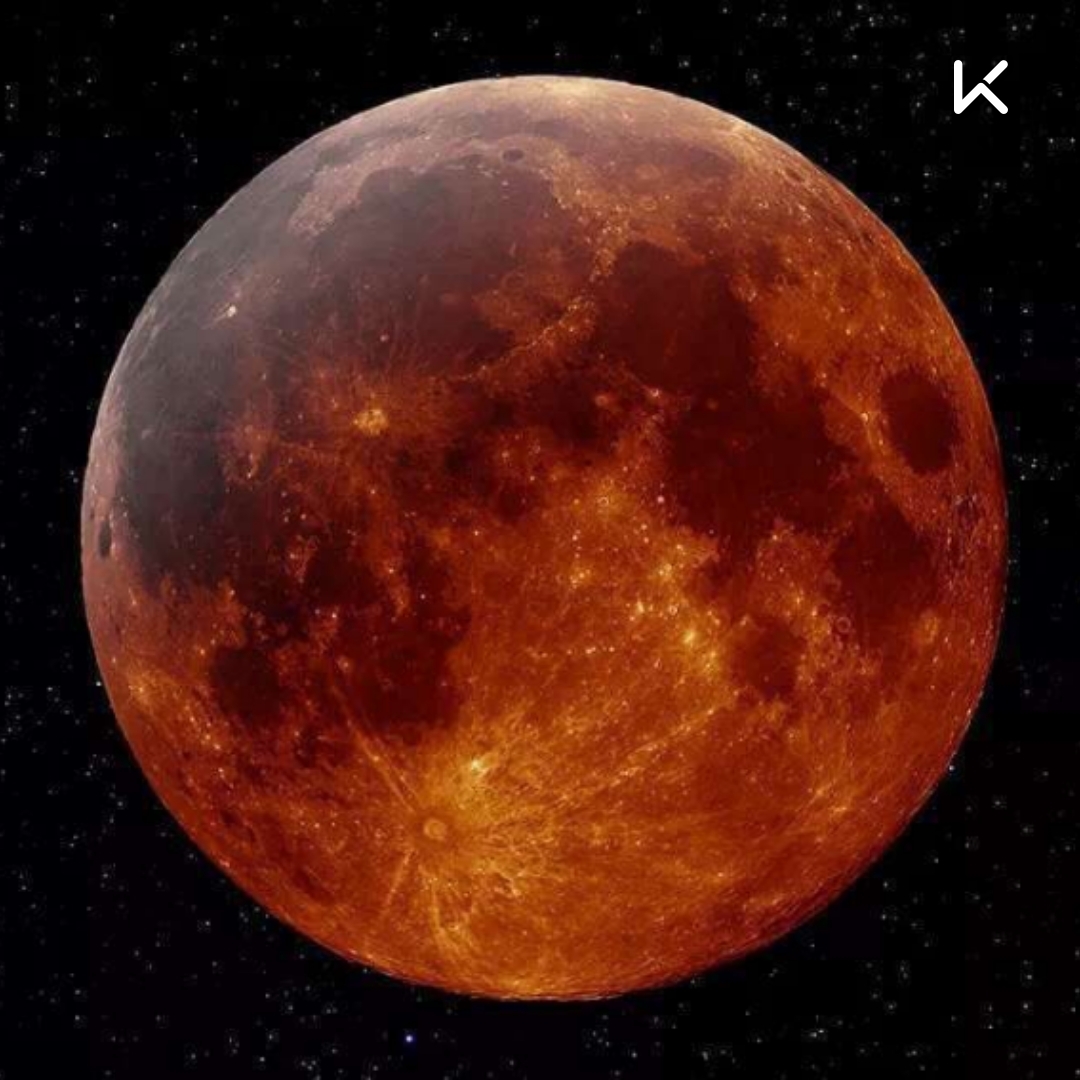 昨夜多云,未见红月,借图一张,以表纪念