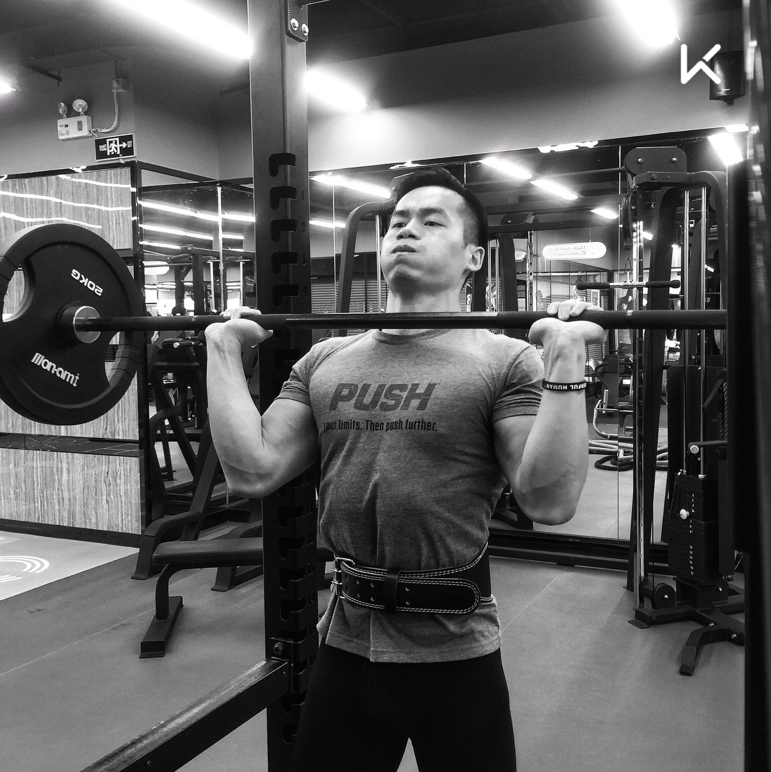 因为它是一个复合动作,它可以让整个三角肌都能得到