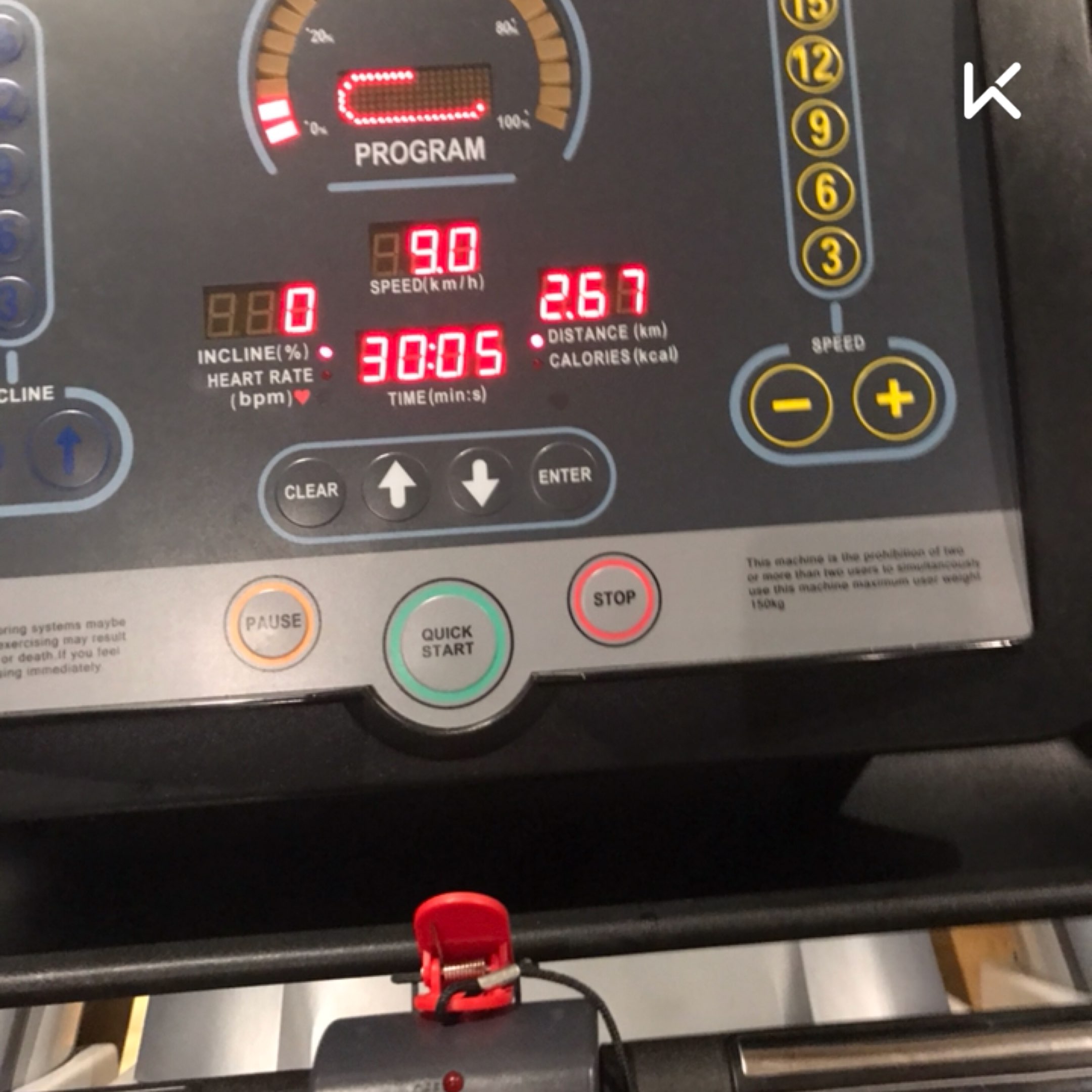 健身房5公里打卡,大汗淋漓 立即参与  完成跑步机跑步5.