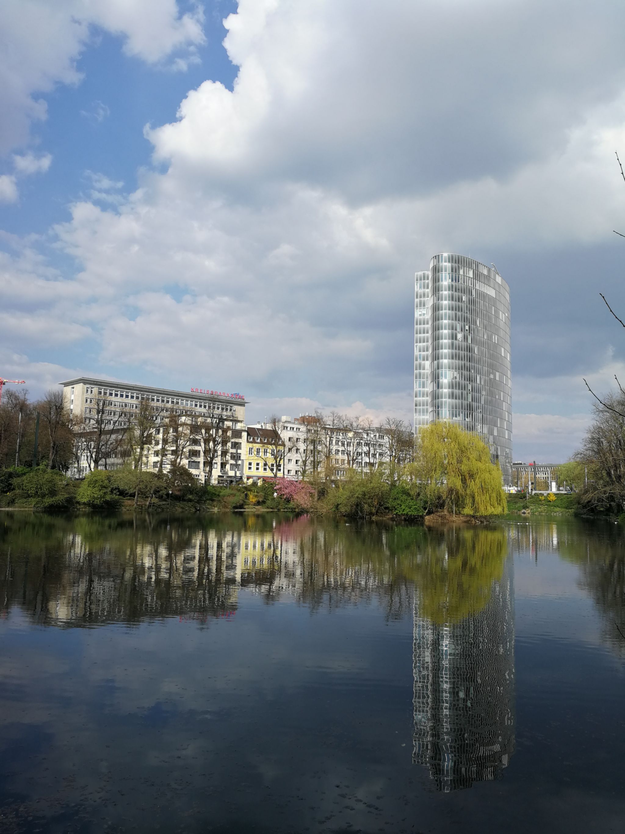 通过跑步认识陌生城市.