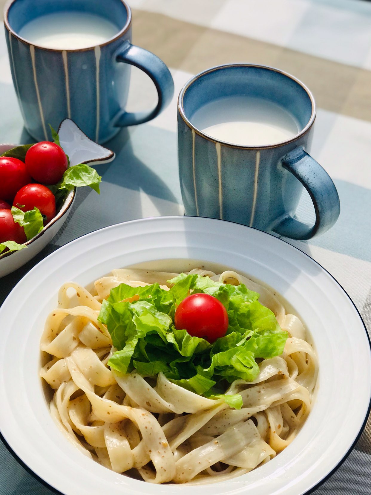 早餐打卡2019093#意式拌面77千禧果77牛奶只要怀揣希望,逐梦前行