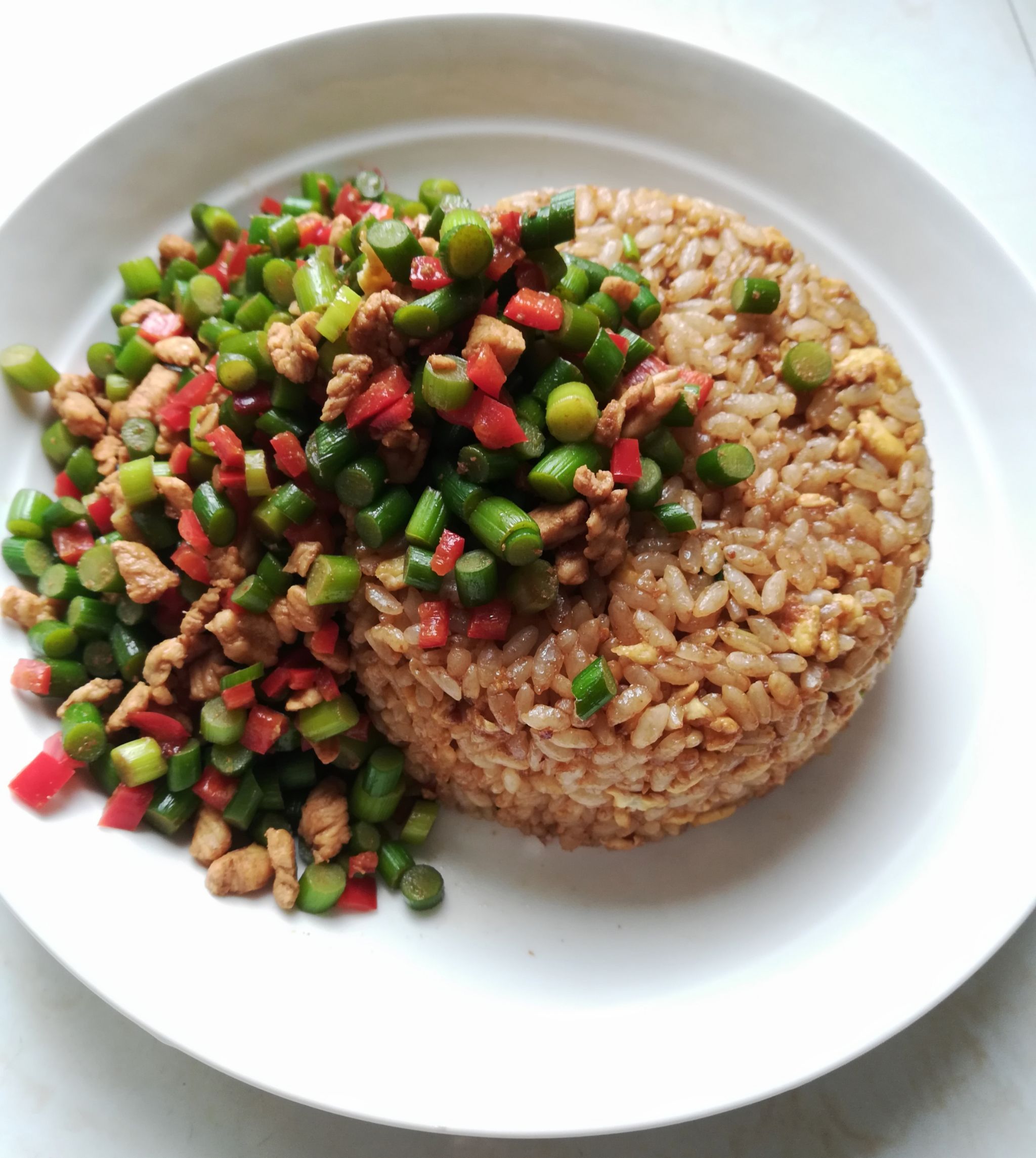 鸡米芽菜炒饭图片