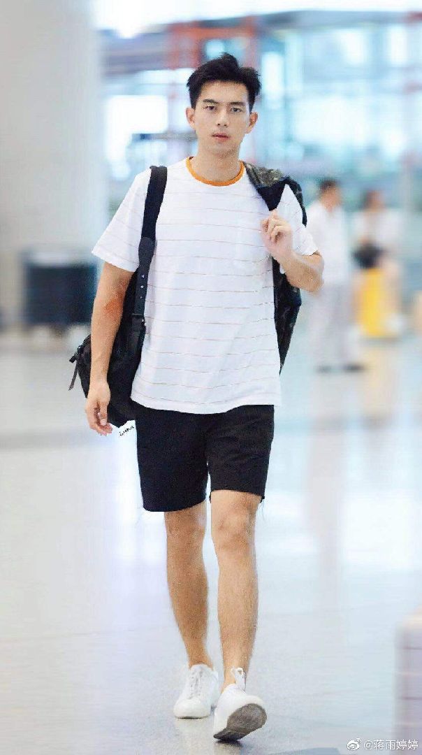 话说瘦下来是不是先瘦关节呀我感觉我的小肥手好像真的瘦了诶要是我