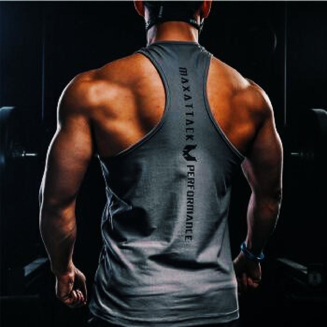 今天是我在keep上进行的第一次背部训练,以前都是自己买单杠练,感觉