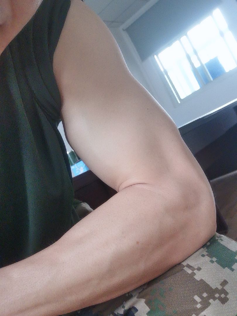 完成 3d 肩部轰炸 第3次 加油加油加油![肌肉][肌肉][肌肉][肌肉]