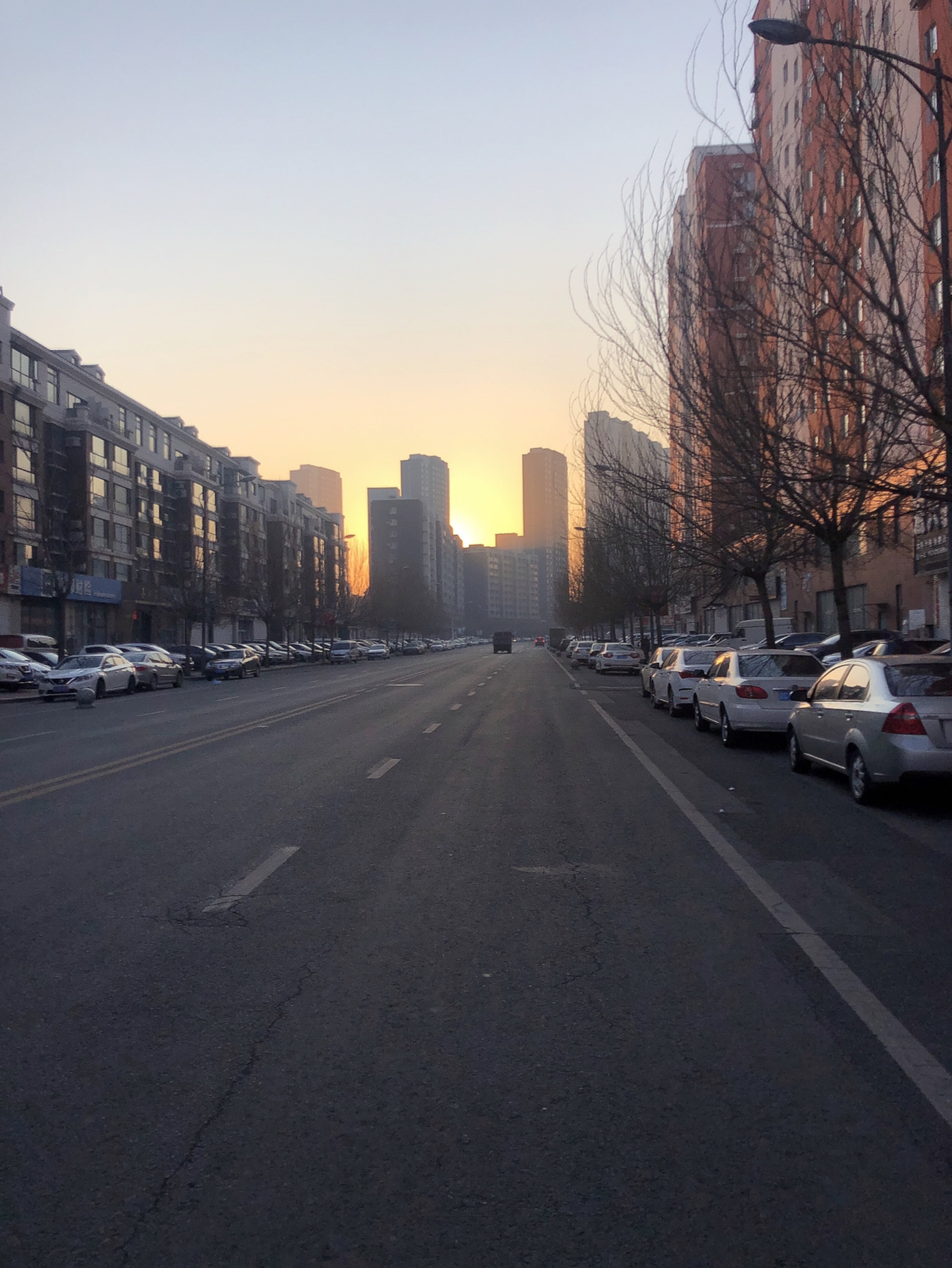 参与 4 月跑量挑战  刷新了10km跑最佳成绩的个人纪录  开启跑步实况