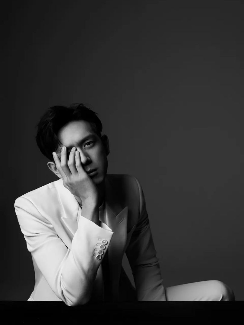 1x20 侧卧左侧前抬腿 1x20 侧卧左侧抬腿 1x20 侧卧左侧后踢腿 1x20