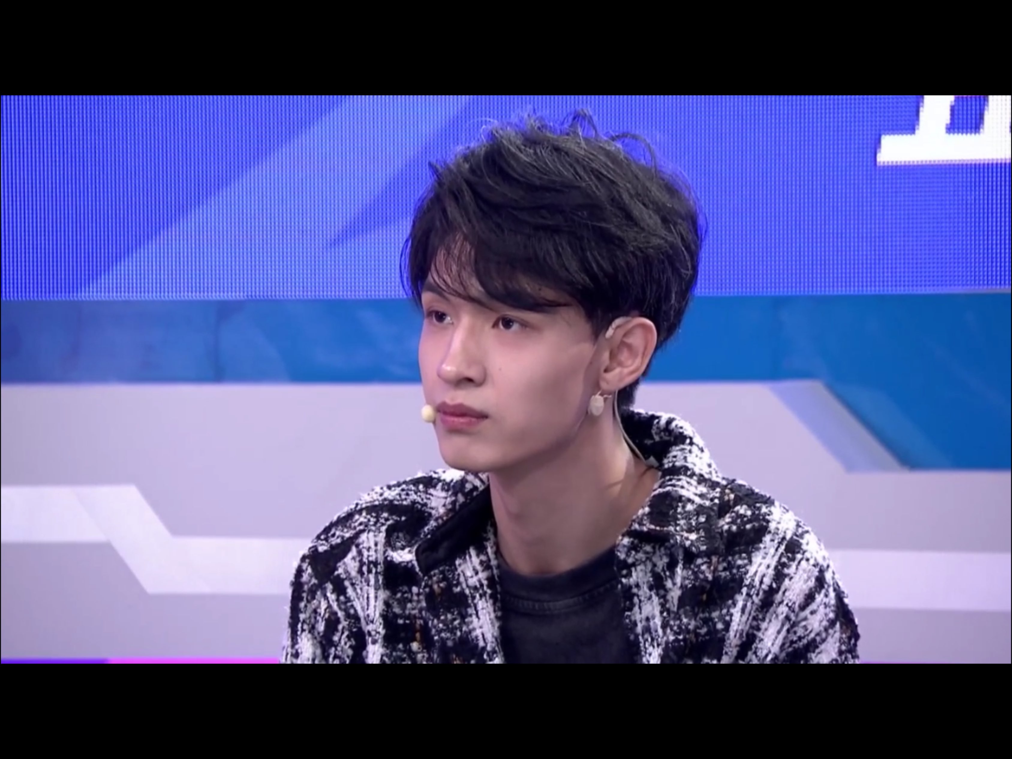 今天的qq名人赛看了吗看了吗四漂亮的嘴还是一如既往地碎啊