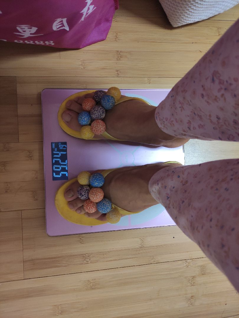 20200501睡前体重59.24公斤,齐肚脐腰围81厘米.晚安,棒棒的自己!