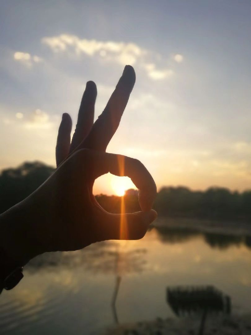 当努力成为了人生的常态,那你的生活就会一直充满希望.