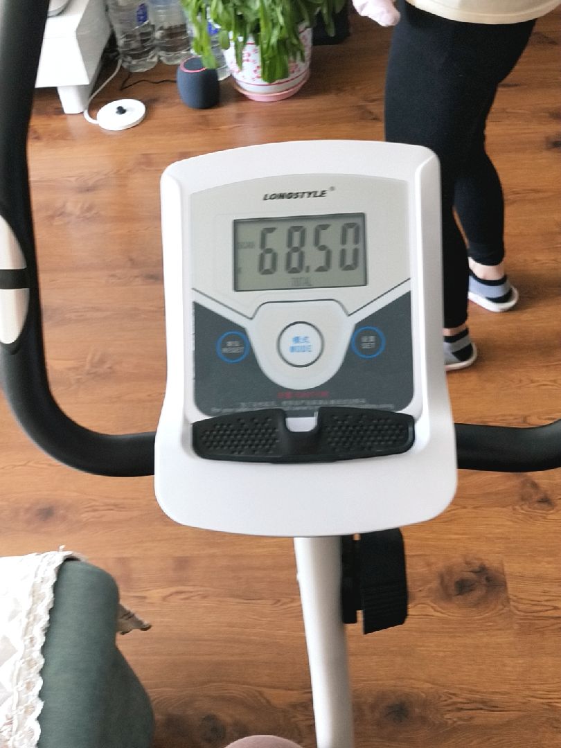 完成 健身单车初级 hiit 第4次 新的一天,加油![肌肉][肌肉][肌肉]