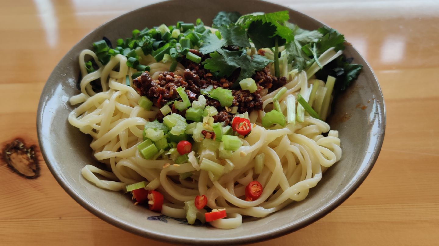 午餐卡,双椒牛肉面