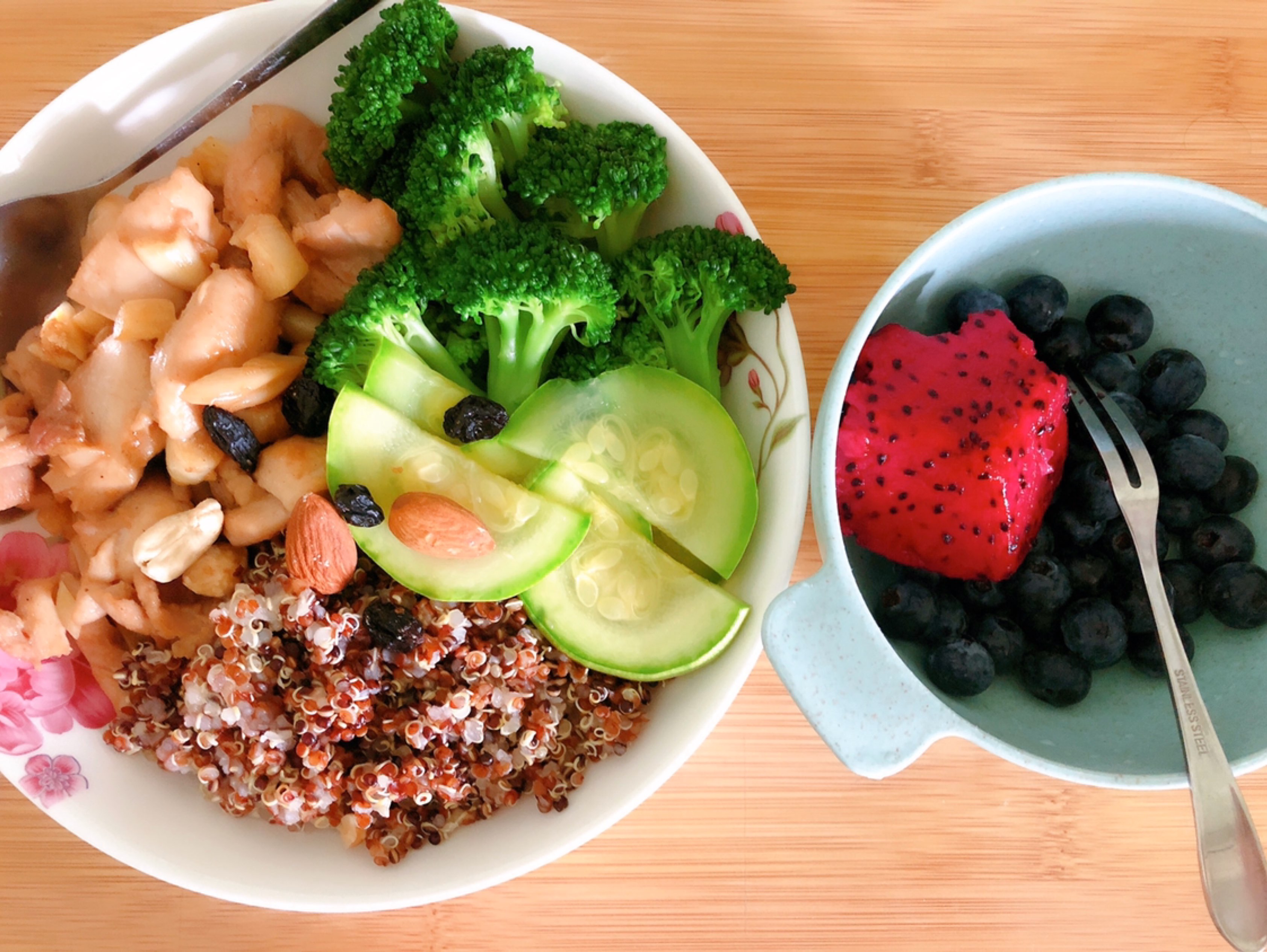 午餐:大鸡腿肉好好吃 立即参与  完成 哑铃上肢泵感进阶 第2次  用