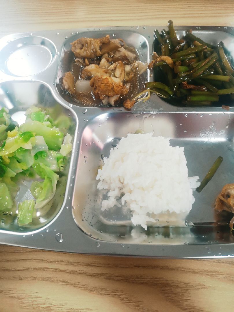 午餐 作为办公室最胖的人 同时也是吃的最少的