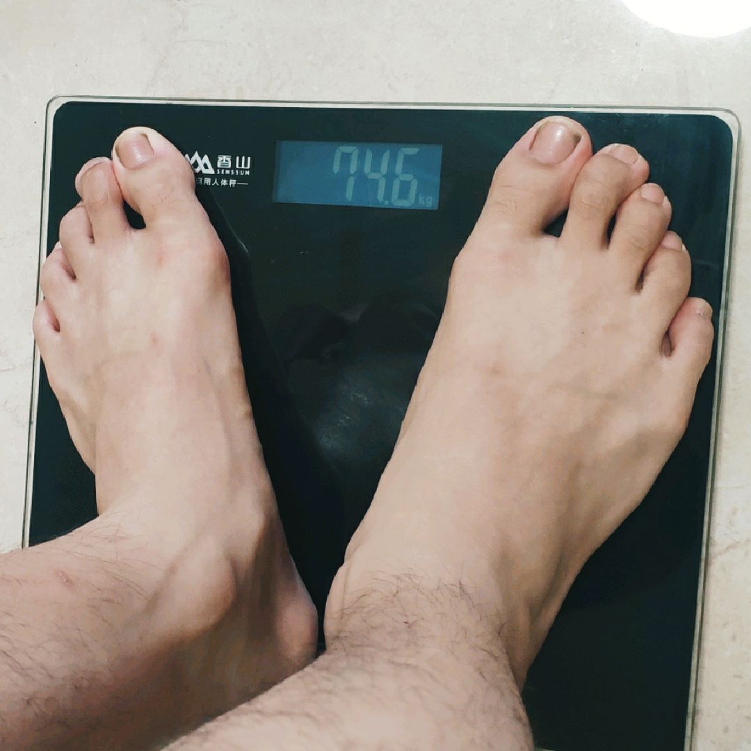 6月1日测量74.6kg,6月5日74kg,阶段小结,本月任务降到71kg