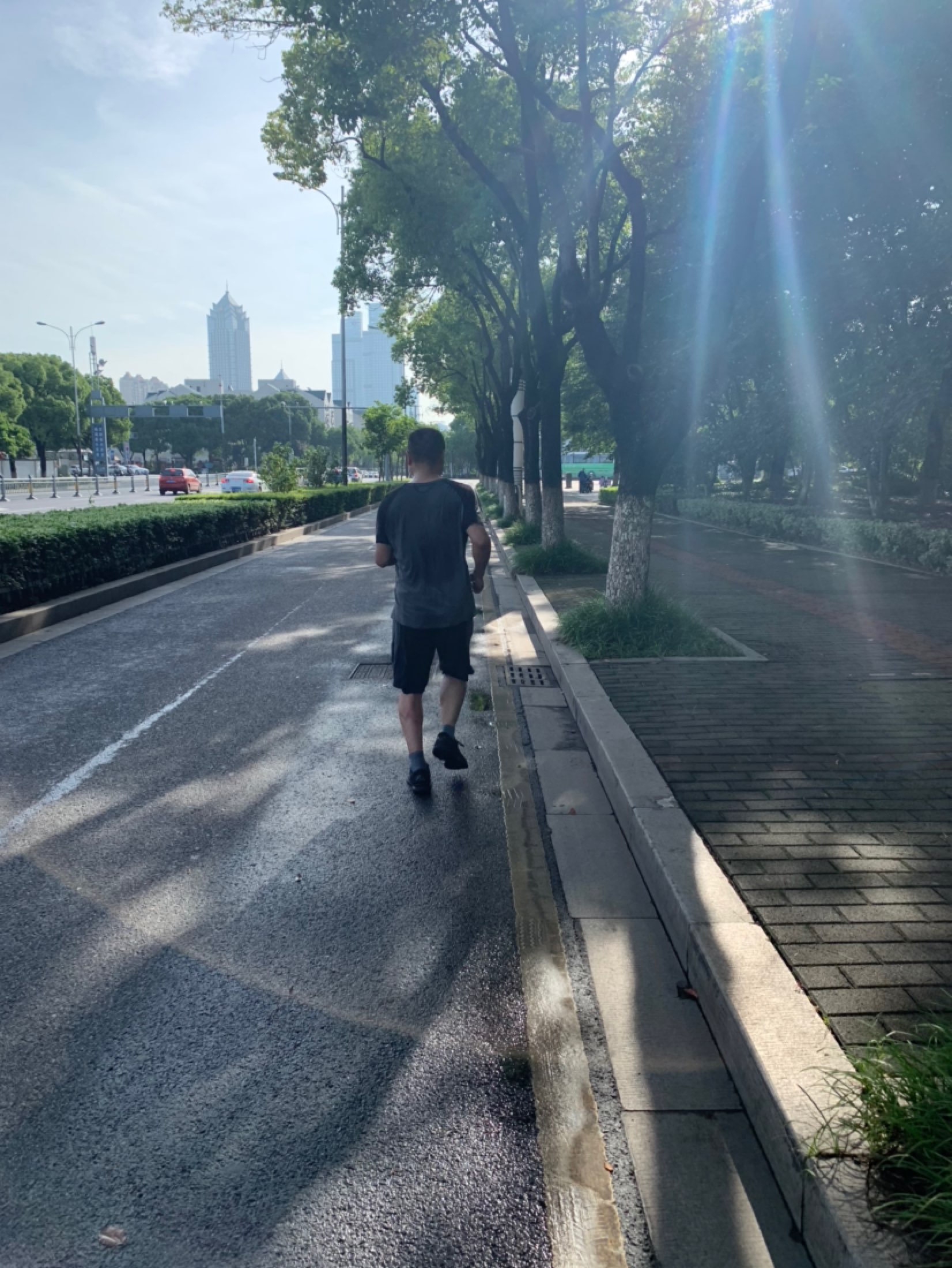 晨跑…热.周末陪跑