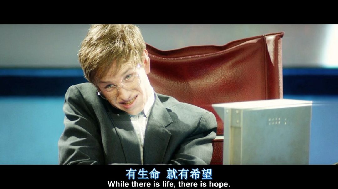 第一次跑半马最后3公里真的要渴死了心中默念,黄沙