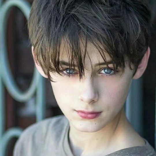 放一张william的帅照