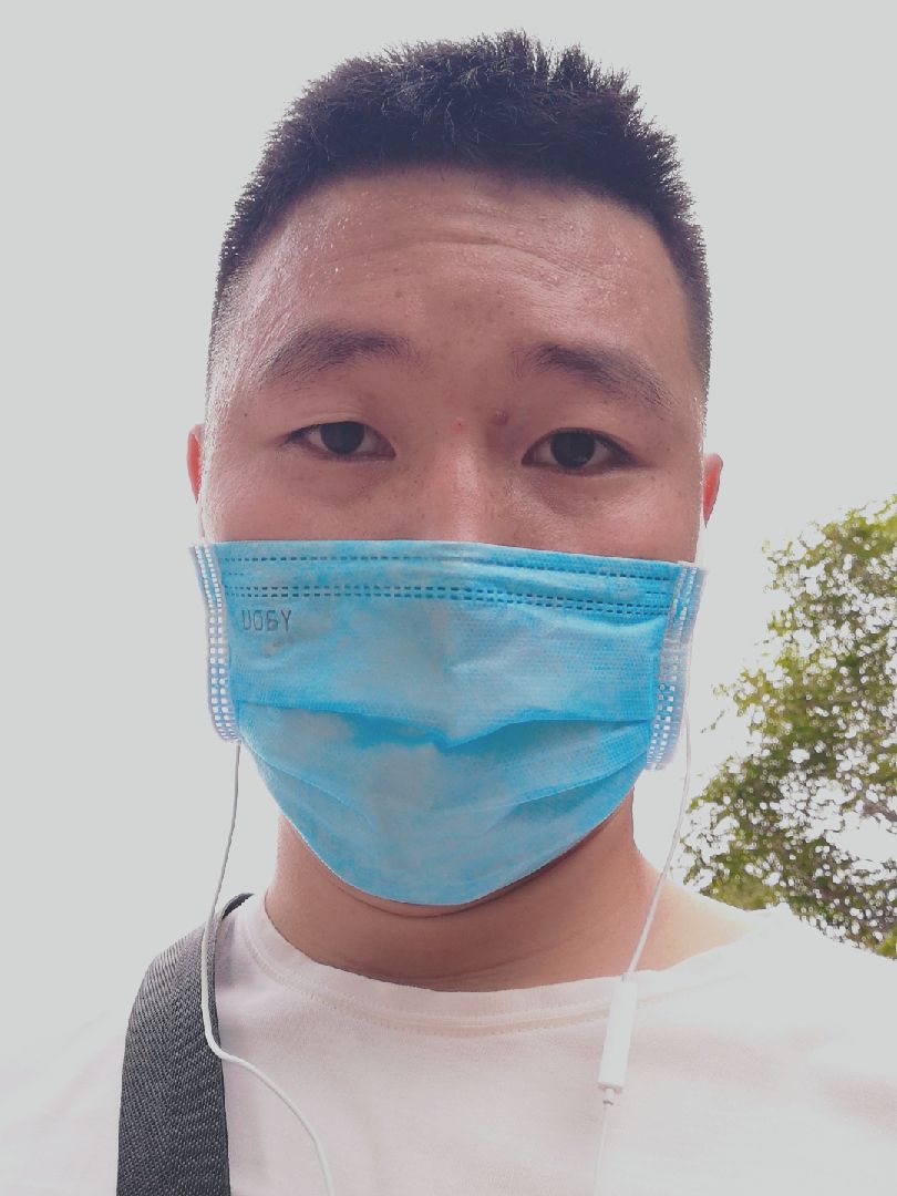 完成户外跑步4.32公里, 41分40秒 戴口罩太影响跑步了