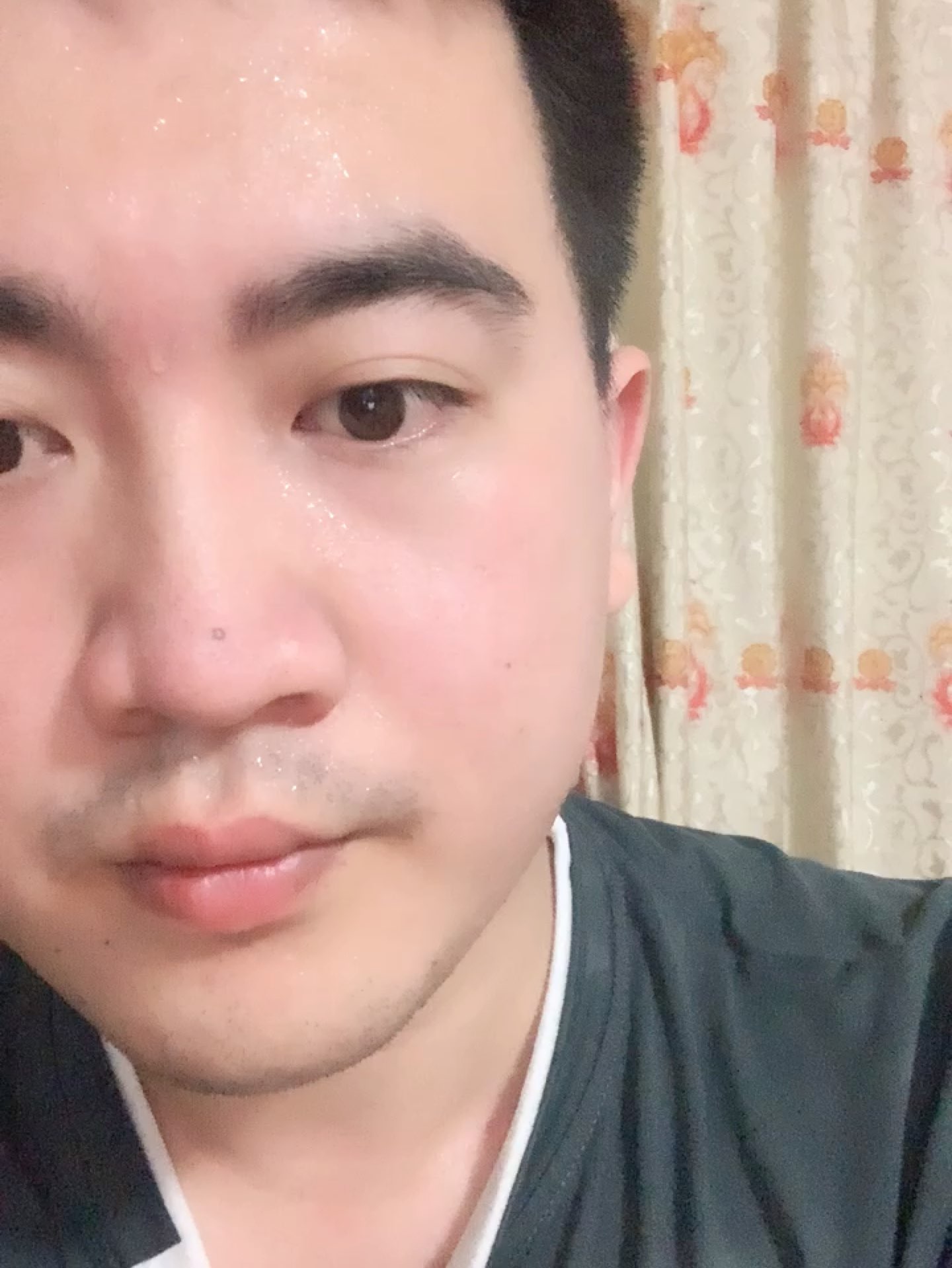 " 锯式平板支撑 1x30" 西西里卷腹 1x10 蛙泳划臂 1x8 仰卧空中自行车