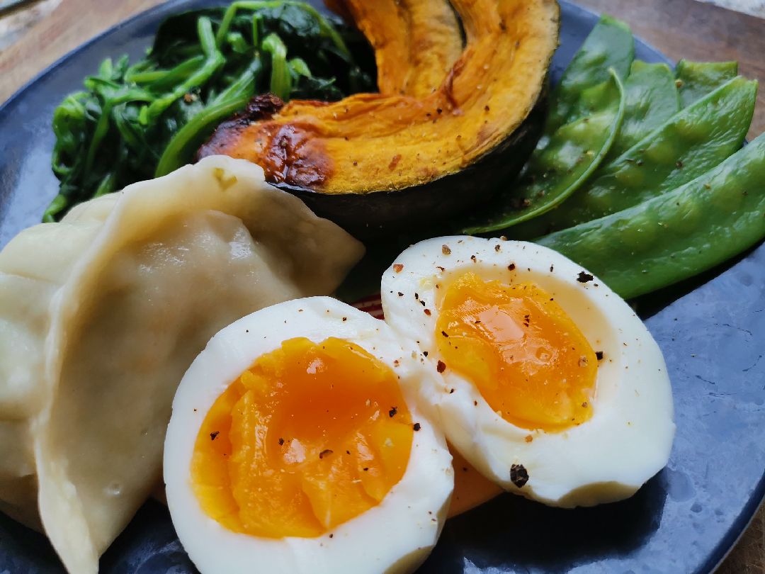 新鲜蔬菜,优质蛋白,复合碳水,一份营养均衡的早餐帮助你快速补充体力