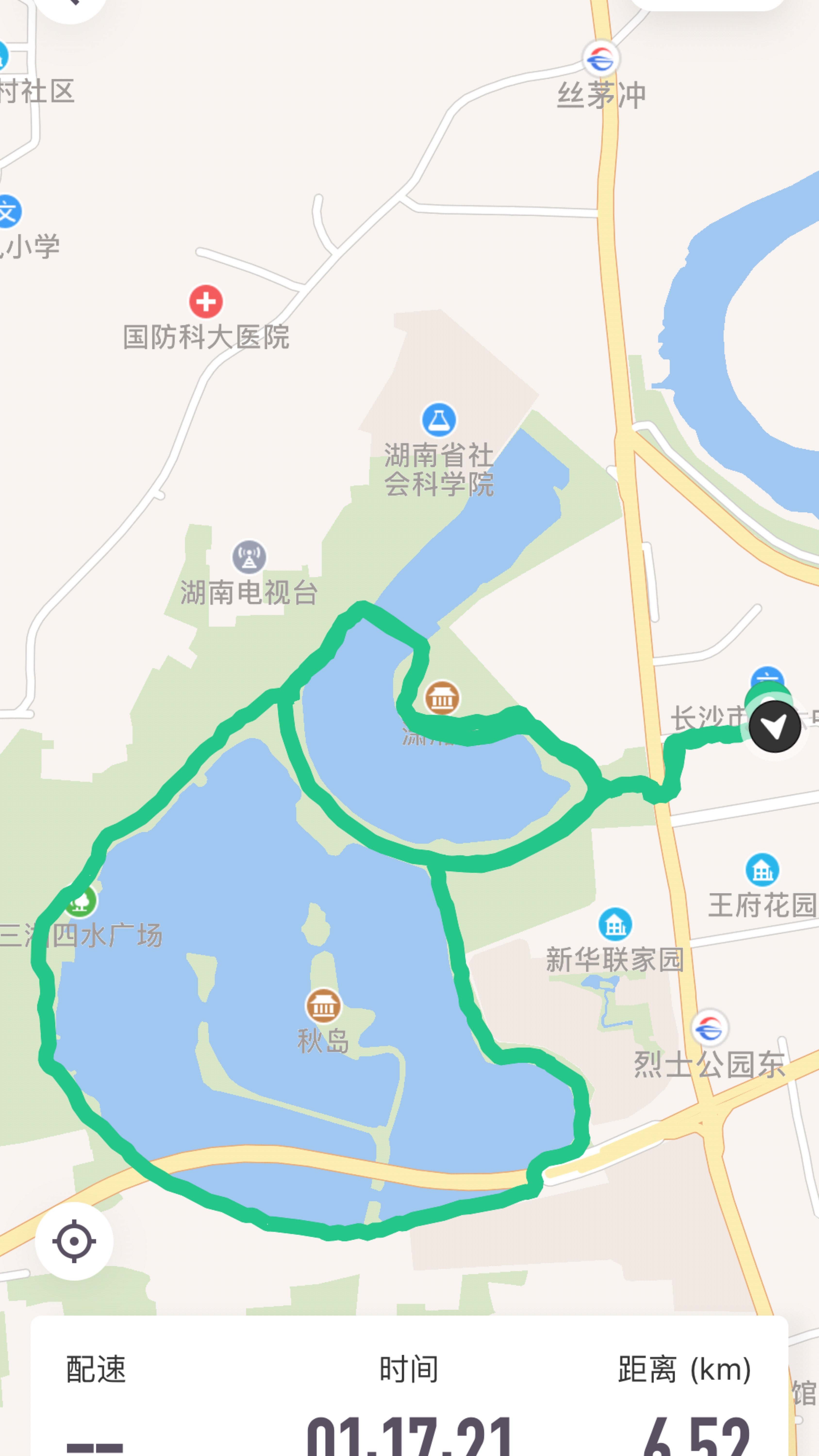 52公里 1小时17分34秒 完成 烈士公园环线 获得了跑步首次徽章