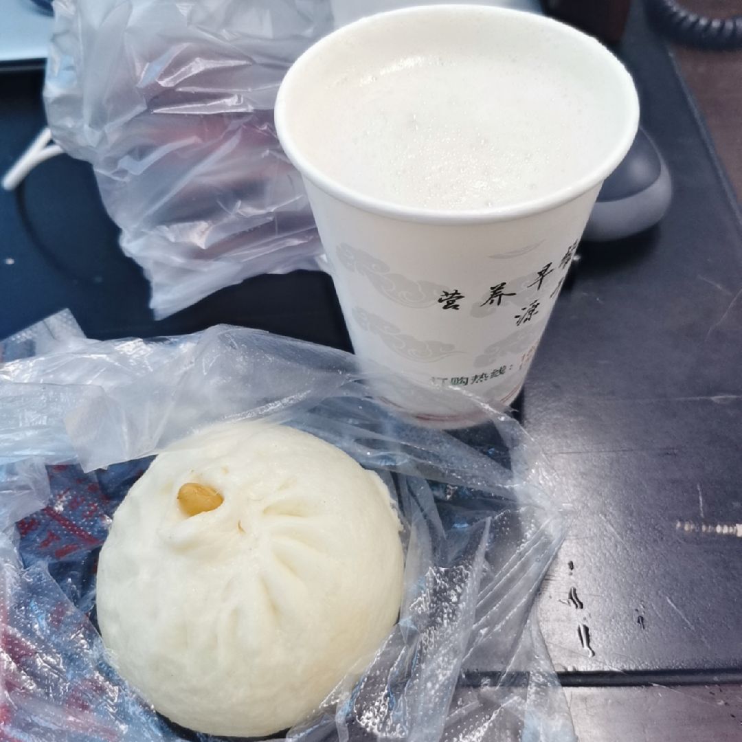 土豆包子,巨好吃一杯豆浆