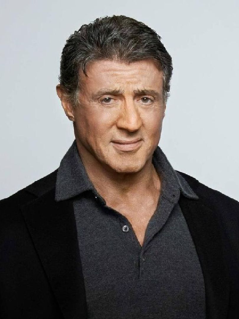 天气适中,风稍大,其实可以跑半程不过只带了一胶一