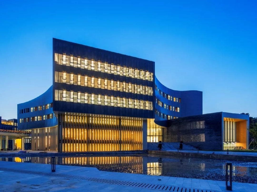 成功cuhksz! 立即参与  完成户外跑步1.