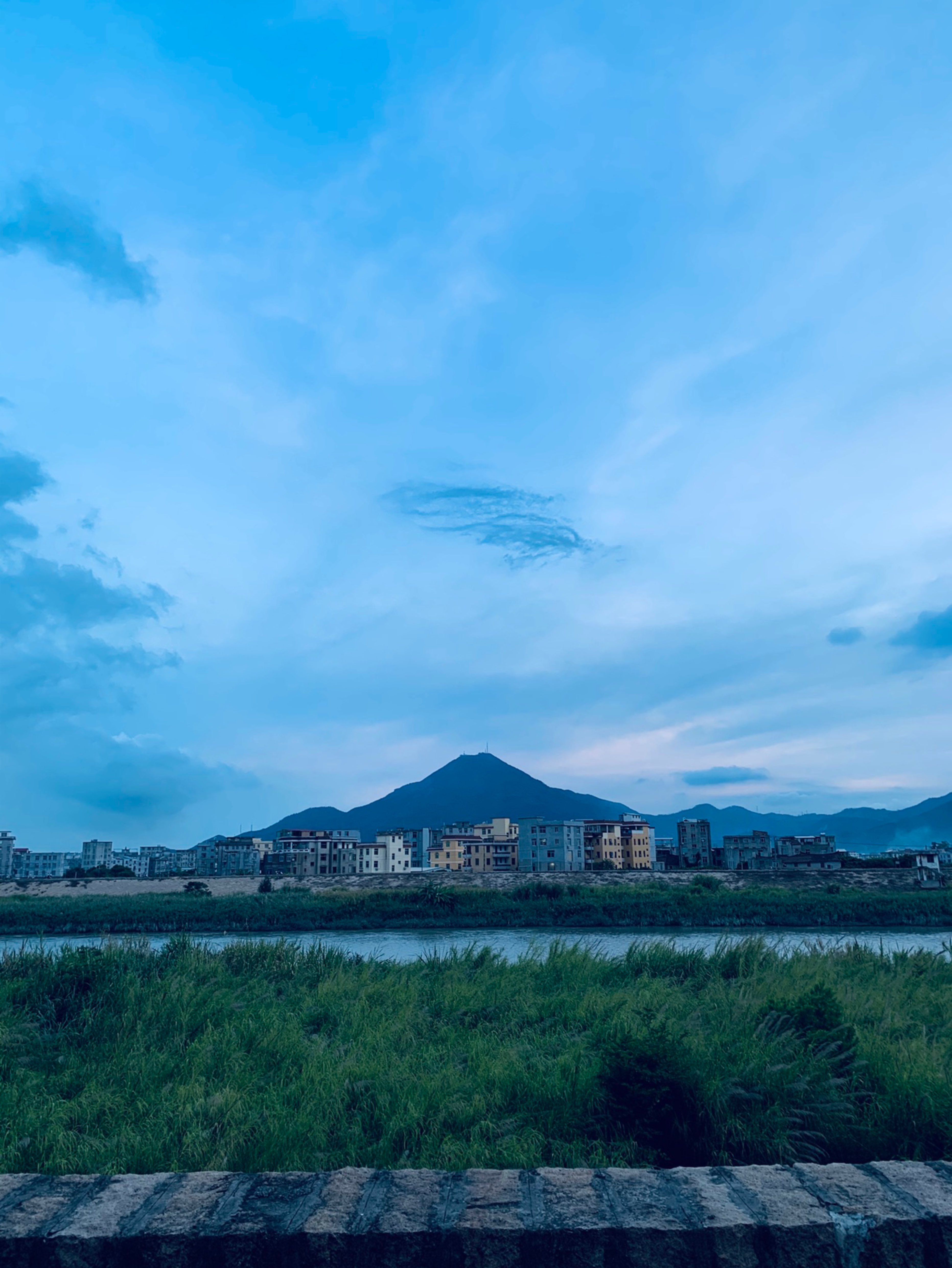 却话巴山夜雨时