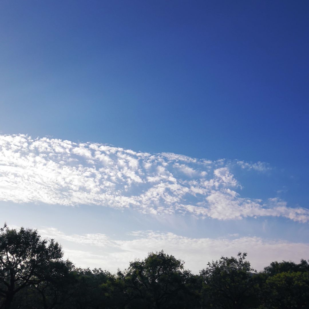 晴空万里大太阳