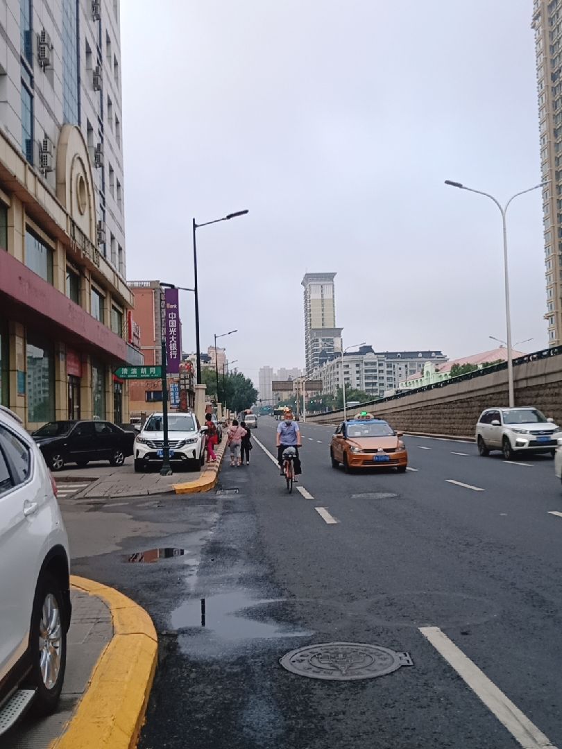 0公里, 48分59秒  刷新了10km跑最佳成绩的个人纪录  开启跑步实况