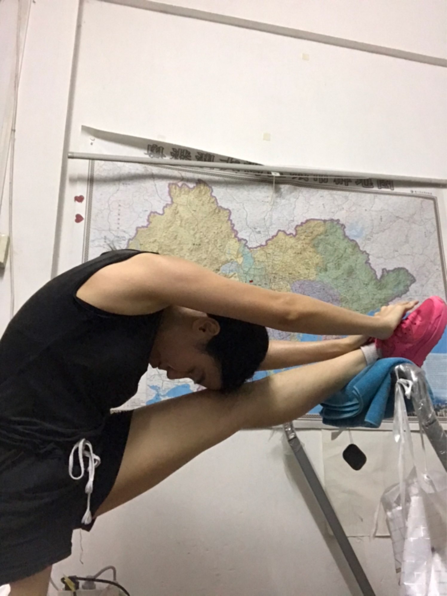 跑步第66次后压腿_keep