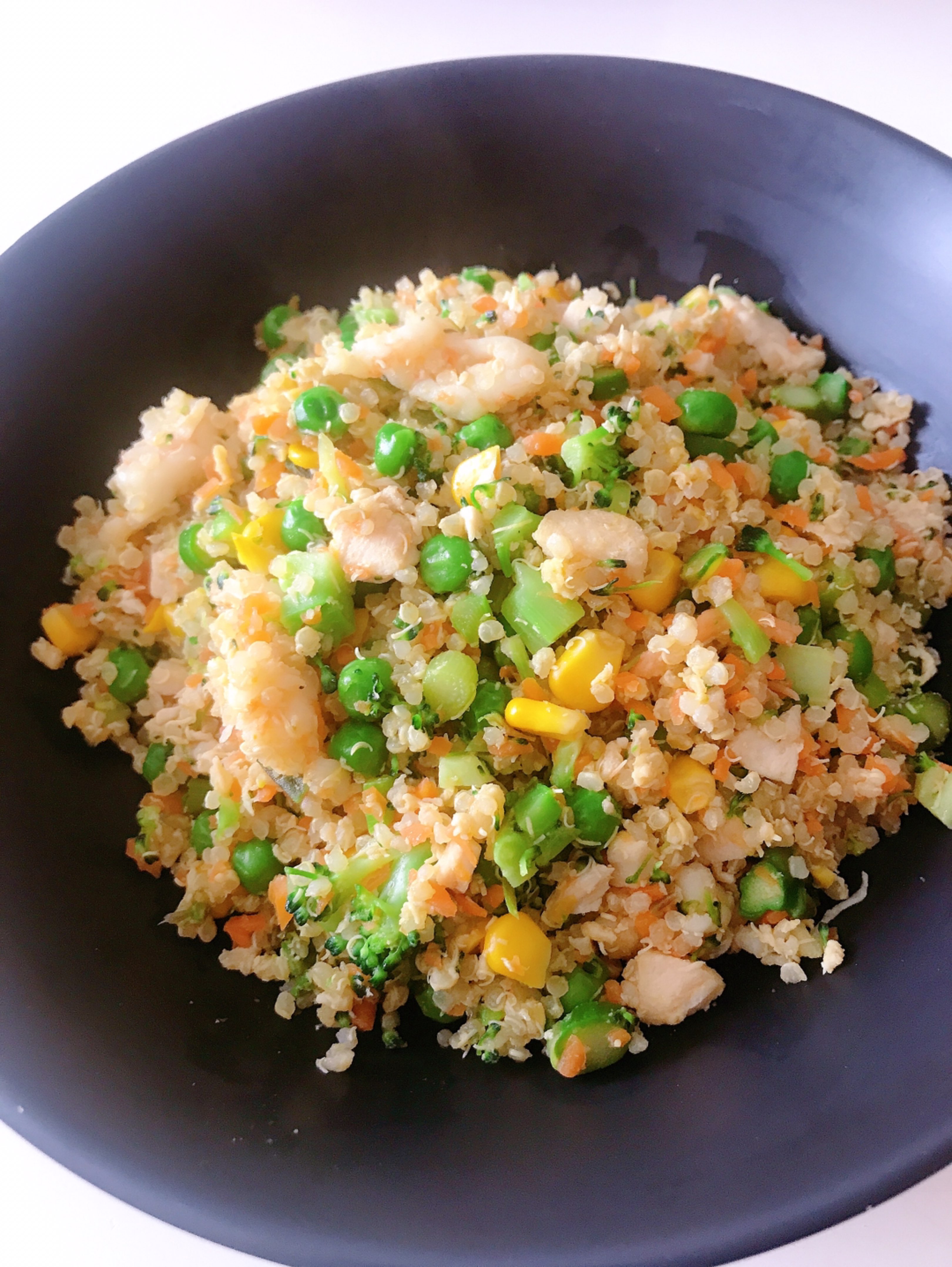 17(四)天气～饭后三十分钟♀分享低脂餐～～藜麦炒饭—鸡胸肉,虾仁