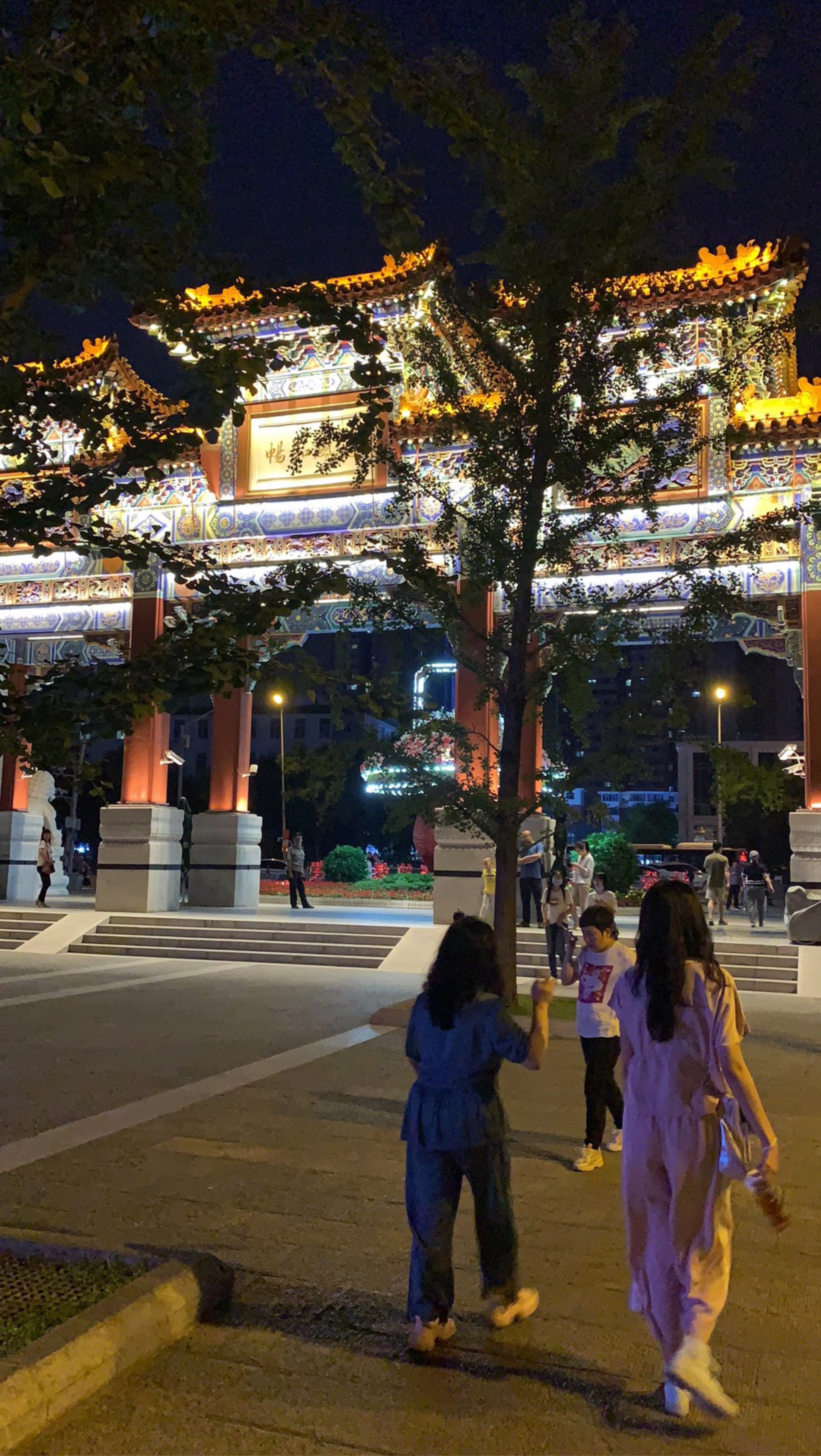 0公里, 2小时3分25秒  完成 迎泽公园环跑  开启跑步实况 精彩动态