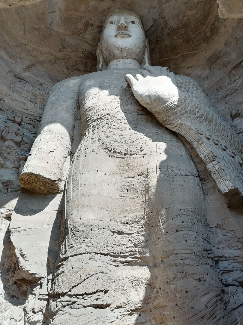 云岗石窟北魏时期历经1500多年的洗礼佛像千姿百态造型雄伟气魄浑厚