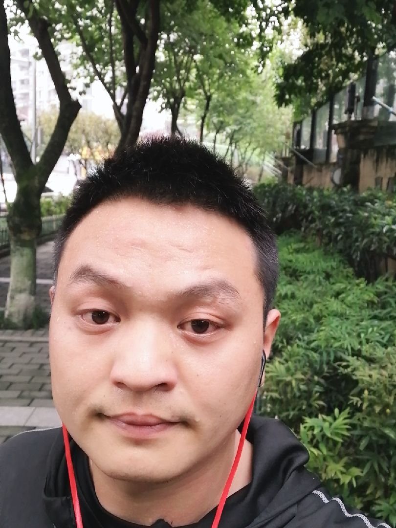 中年油腻大叔总有一天脱变