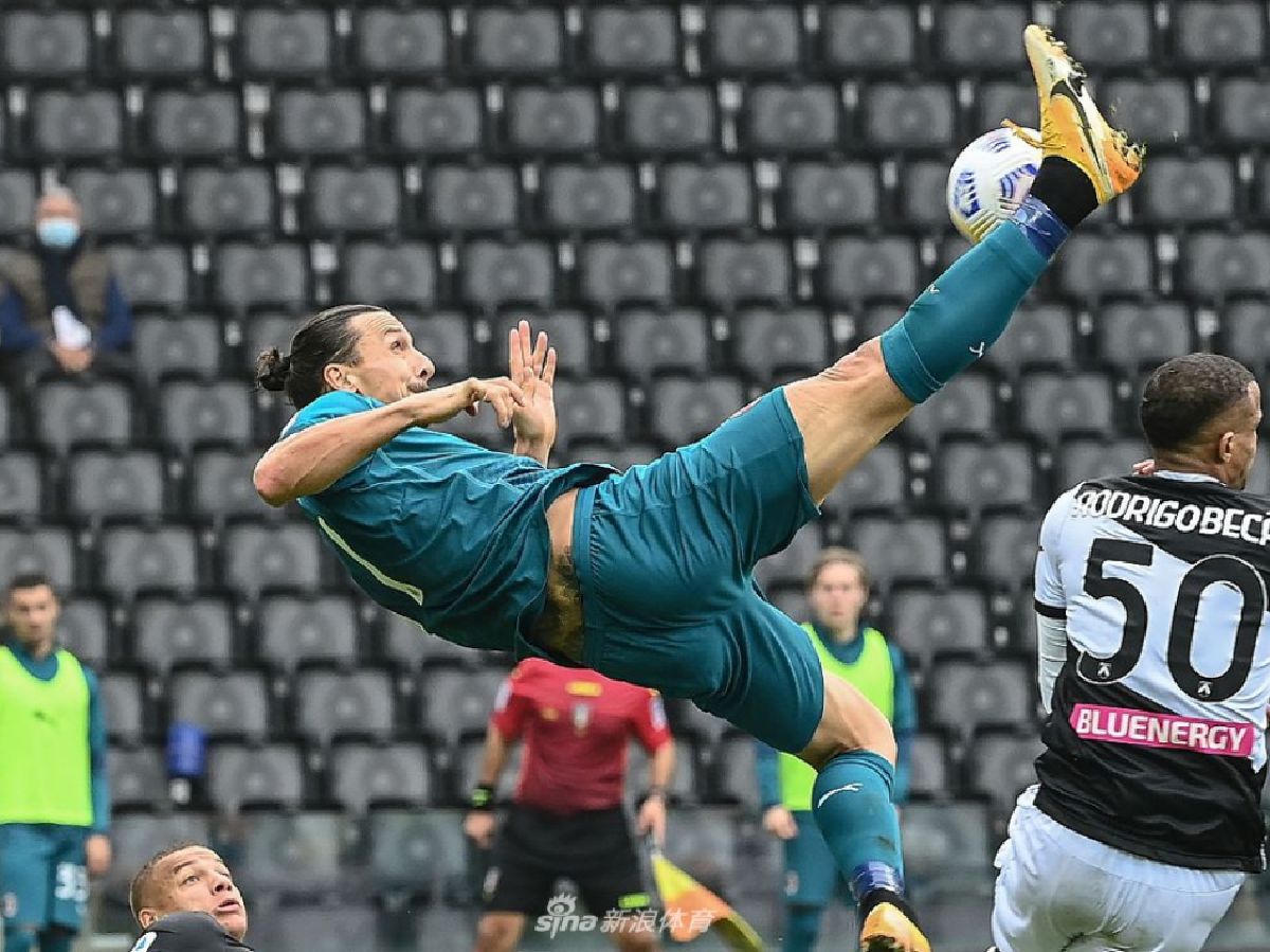 爷青回35岁的c罗新冠复出梅开二度39岁的伊布倒钩破门绝杀whyrunwhen