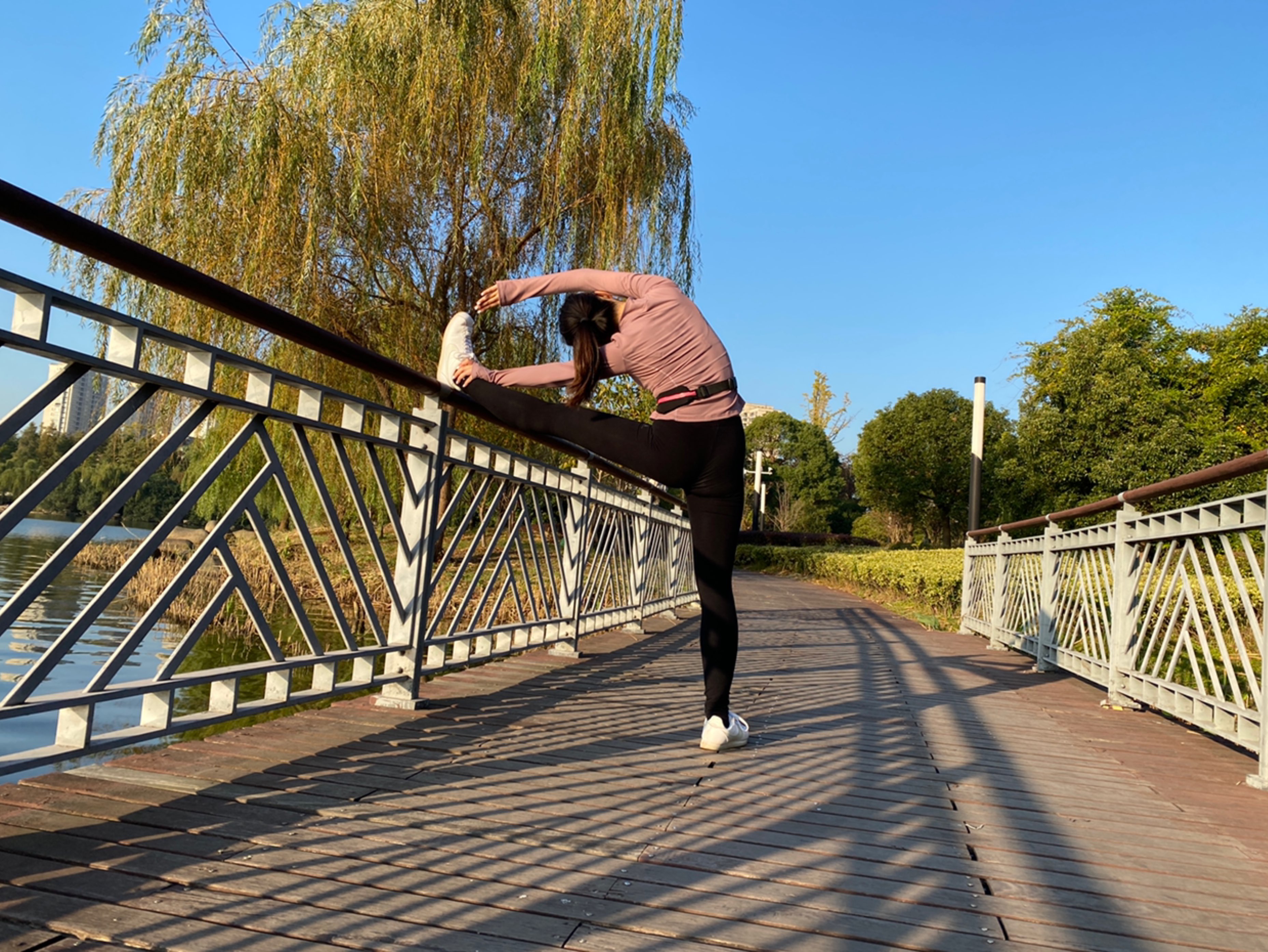 晨练打卡第55天.新一波疫情又来了,我们人类得保护好自己.
