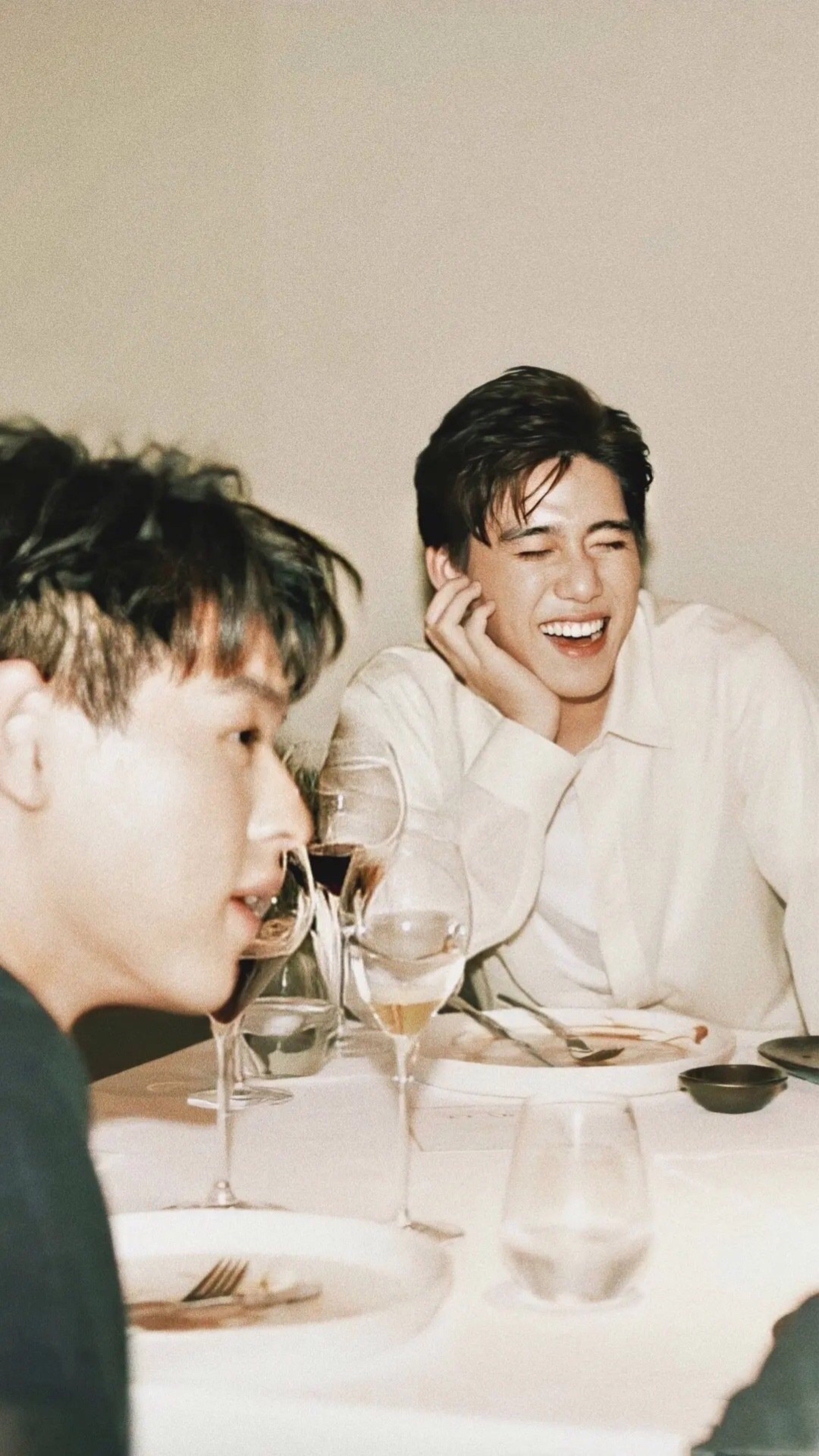 穿高领毛衣跳舞30min,一身汗…………不是盖的