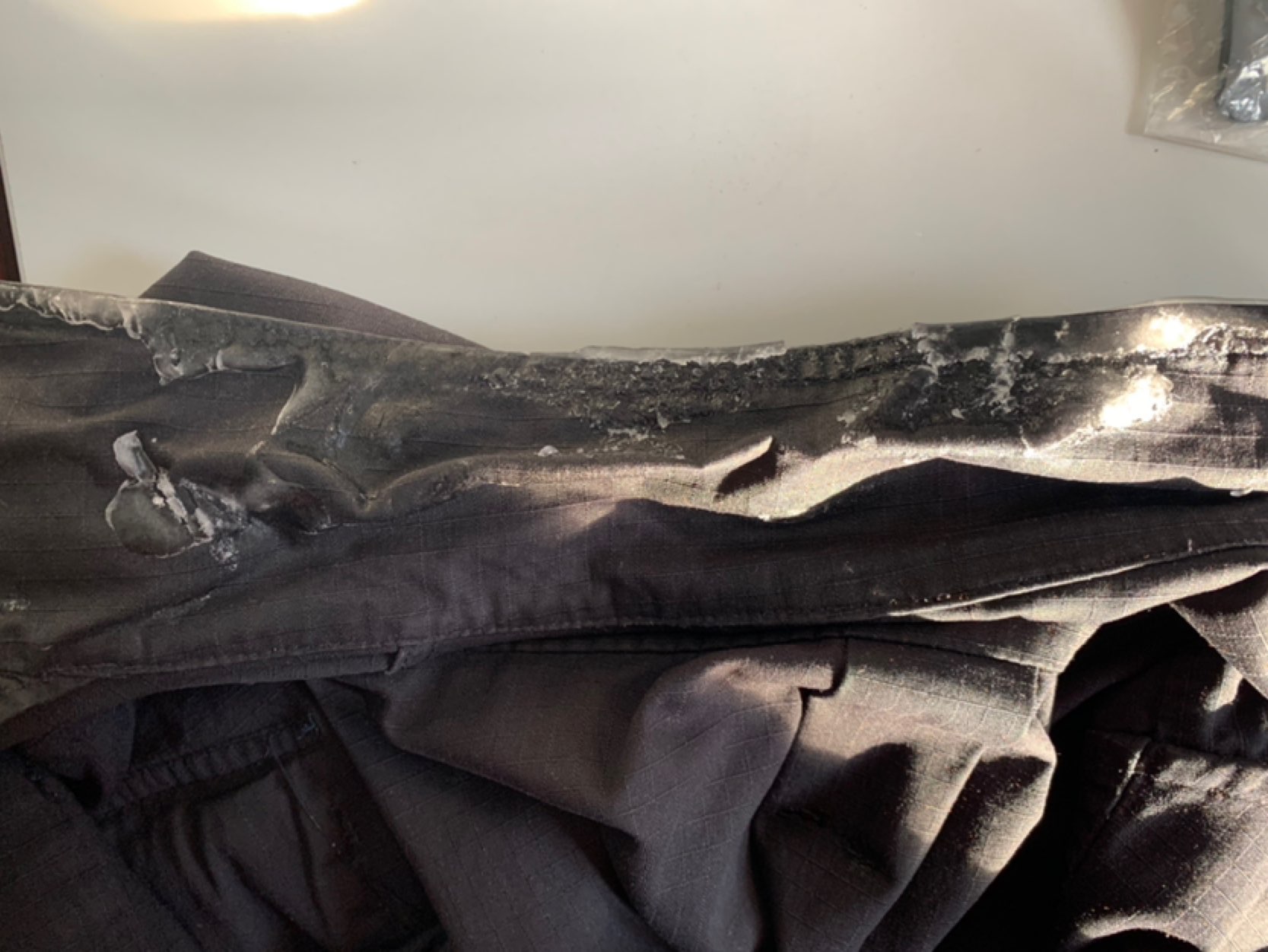 脖子和衣服冻一块了